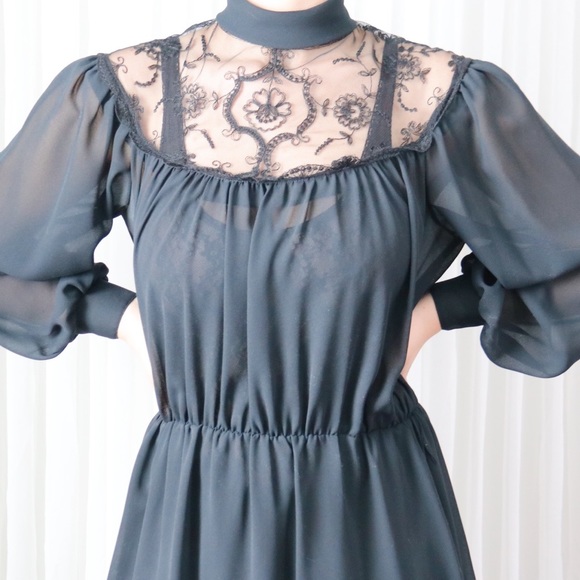 80’s Victorian Inspired Gothic Prairie Dress - Picture 5 of 8